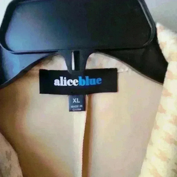 Alice Blue Coat/topper,  Size XL - Picture 3 of 9